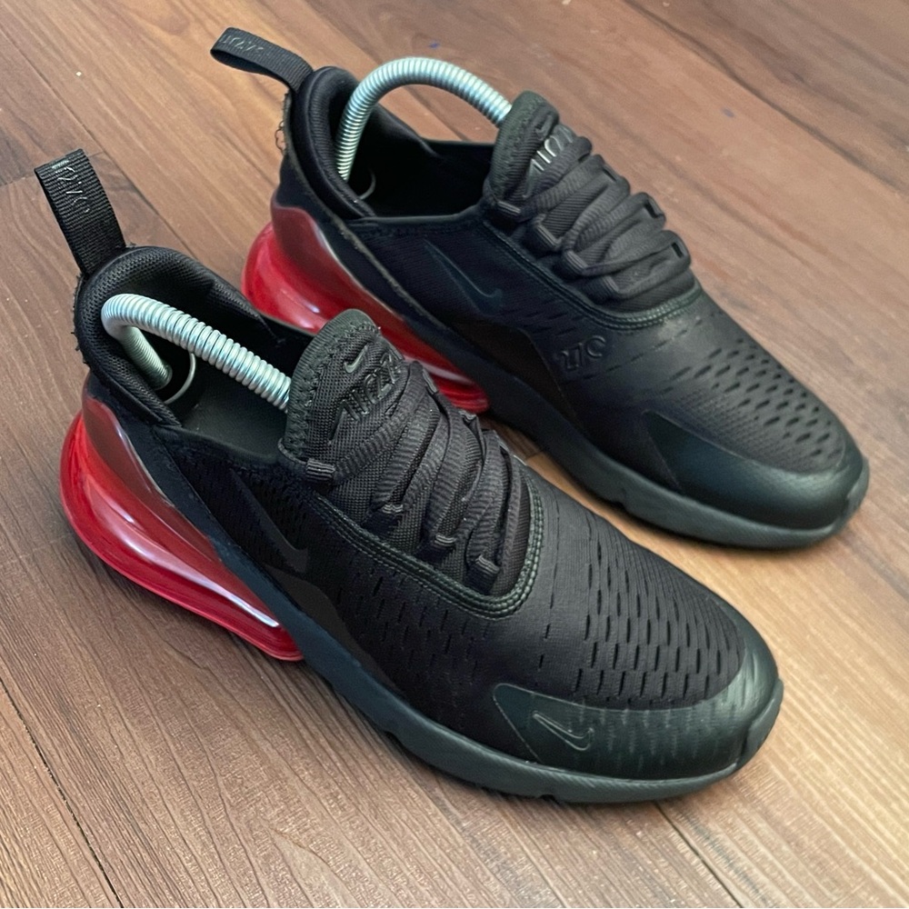 Nike Airmax 270 size 7us women’s